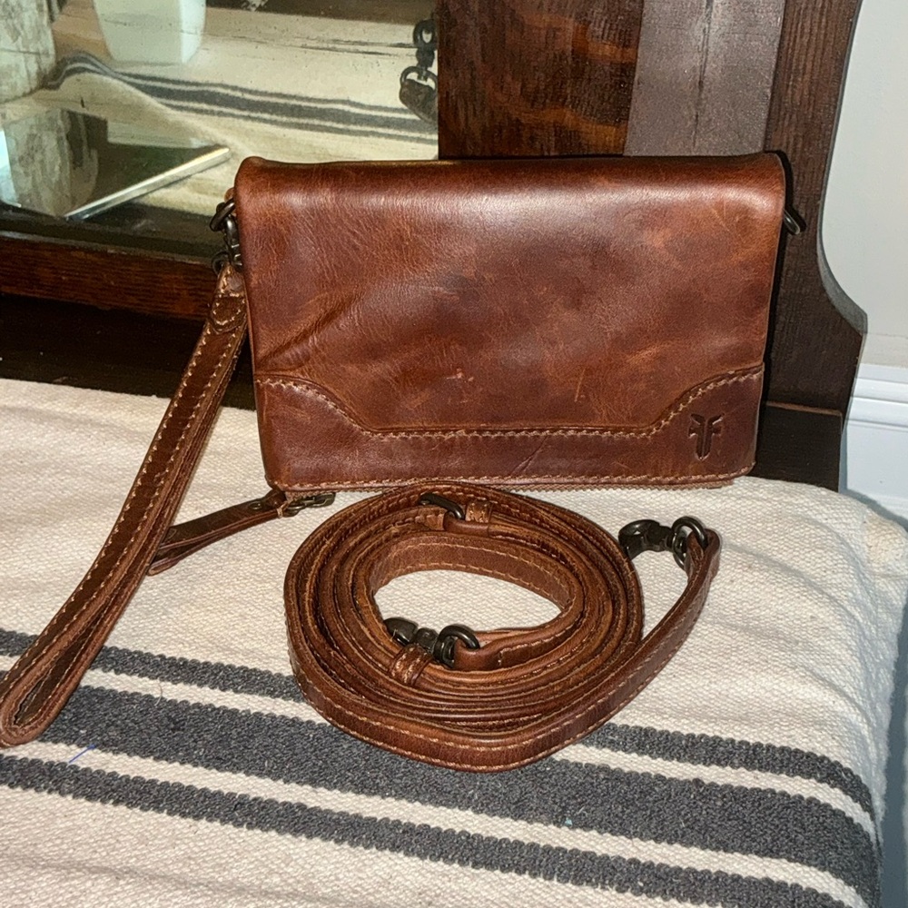 Frye Leather Stadium Bag Crossbody Wristlet Cognac Brown Retail $178 - Picture 13 of 14